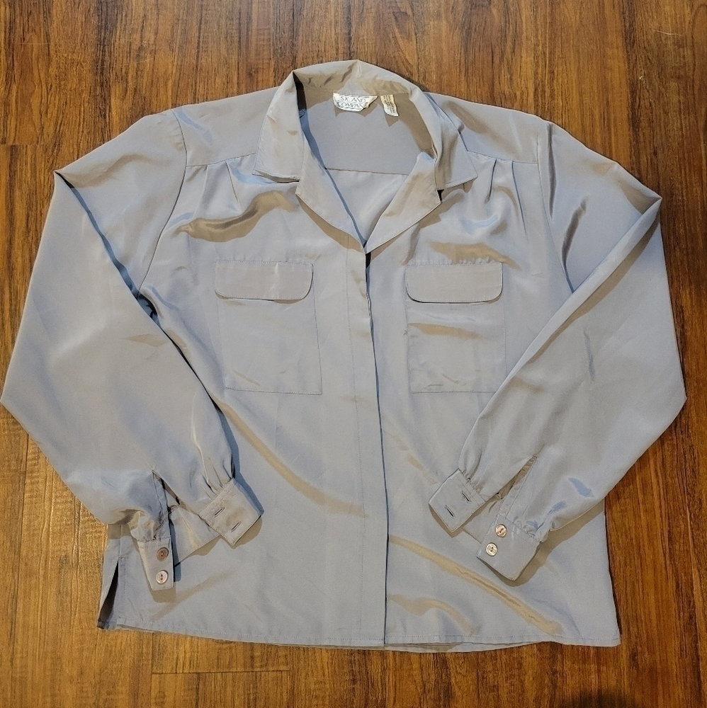 𝅺GRAY blouse size 14